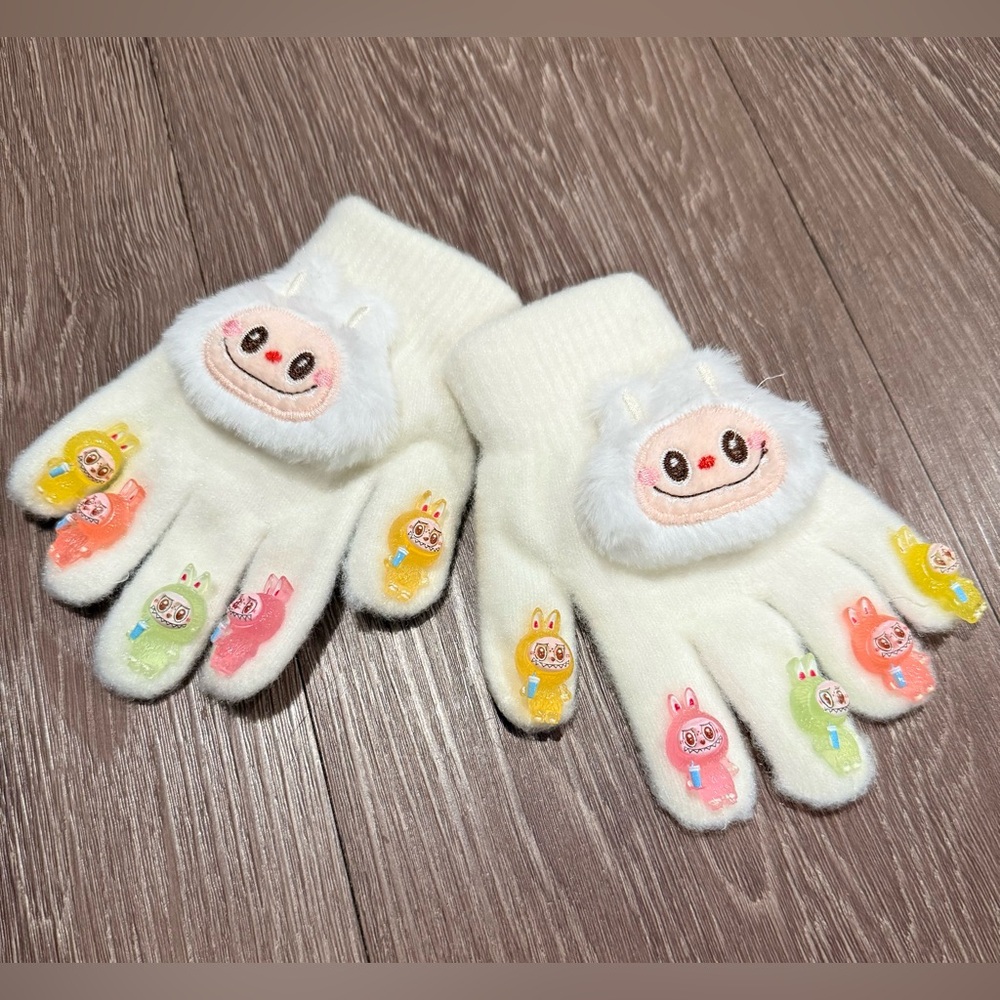 Labubu glow-in-the-dark knitted gloves.